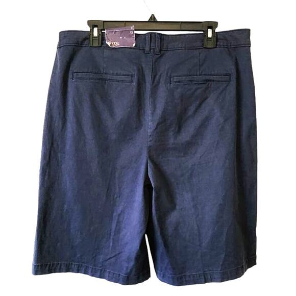 NYDJ Relaxed Bermuda Shorts Oxford Navy 12 NEW - Picture 3 of 12